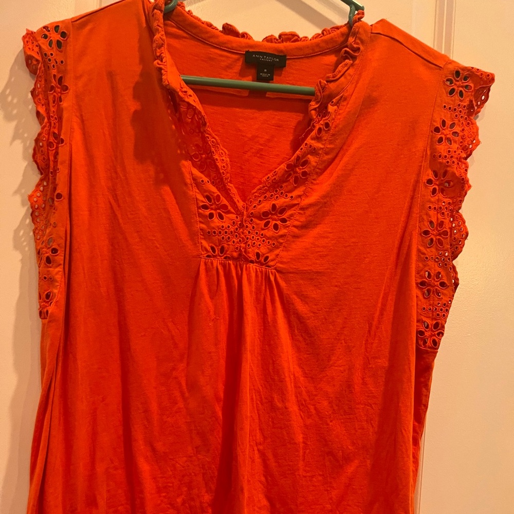 Ann Taylor Cotton Eyelet Sleeveless Blouse